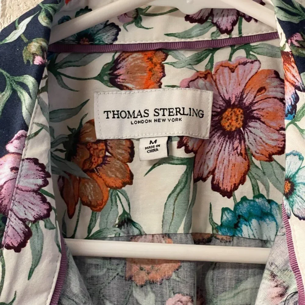 Thomas Sterling Floral Resort Hawaiian Tropical Men’s button up shirt Medium - Picture 4 of 9